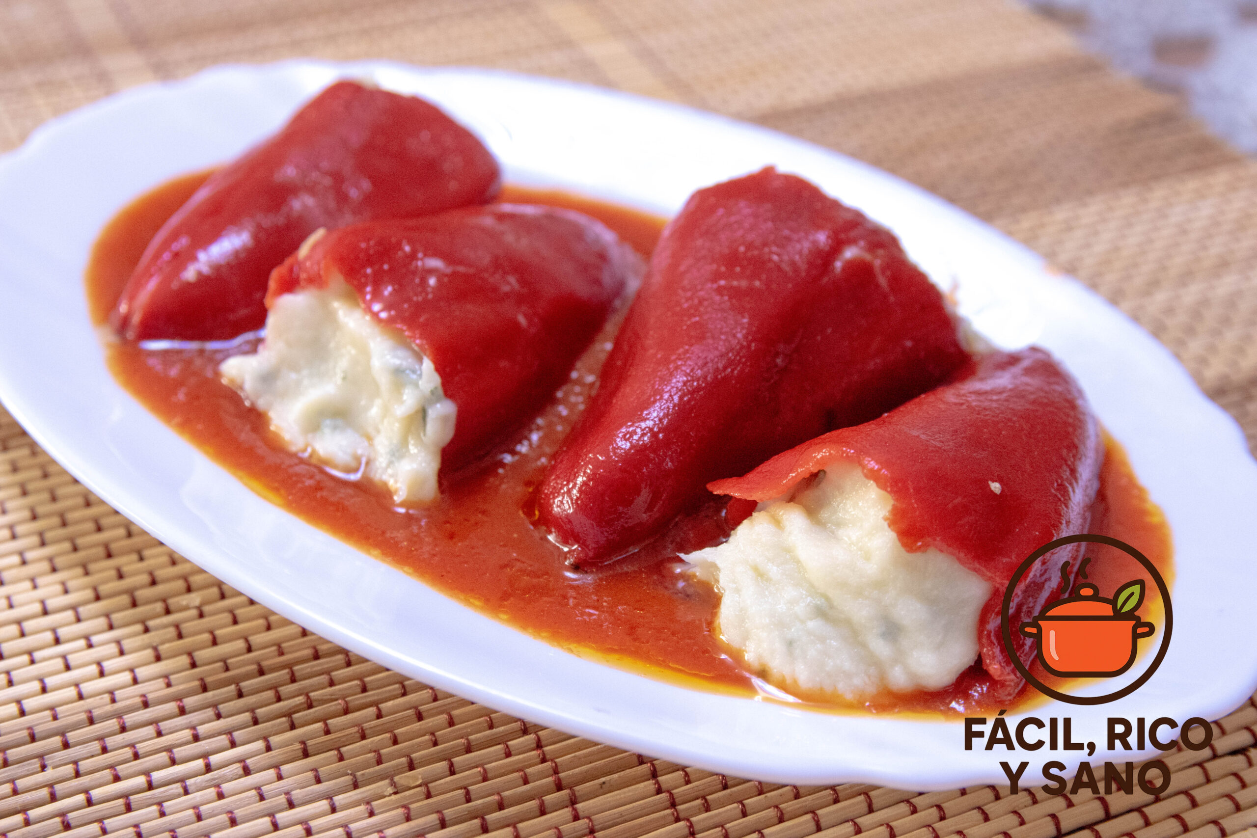 Pimientos de piquillo rellenos de bacalao