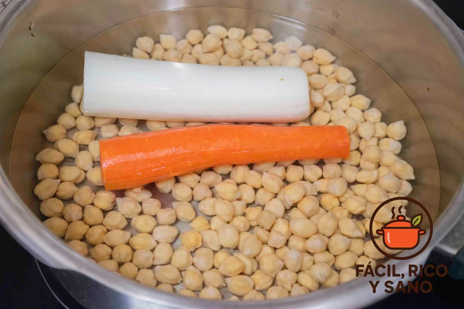 Cocer garbanzos con verduras